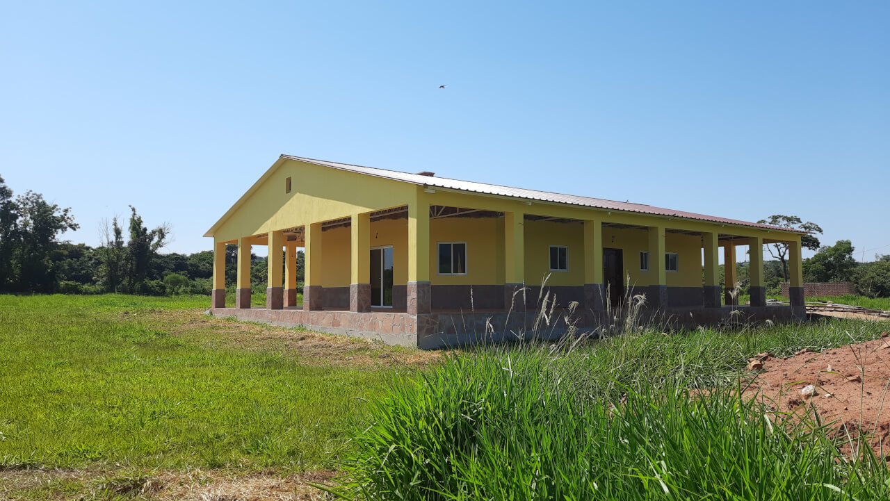 Wohnhaus der Granja del Sol mit umlaufender Terrasse